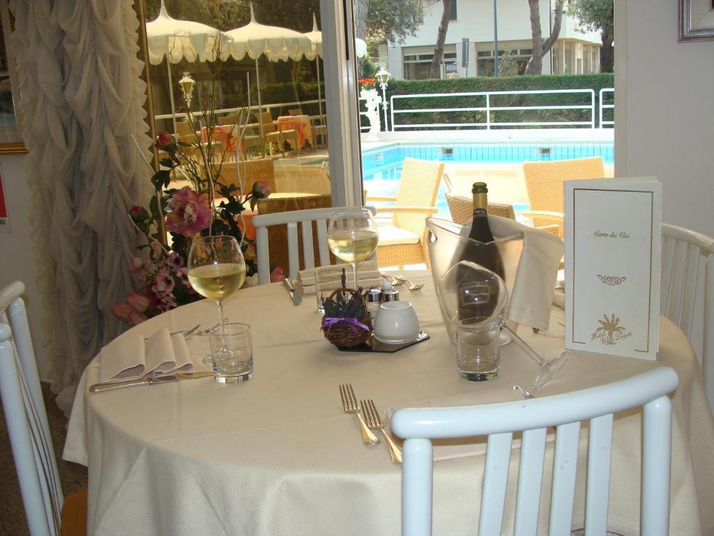 Hotel Villa Luisa لينانو سابيادورو المظهر الخارجي الصورة