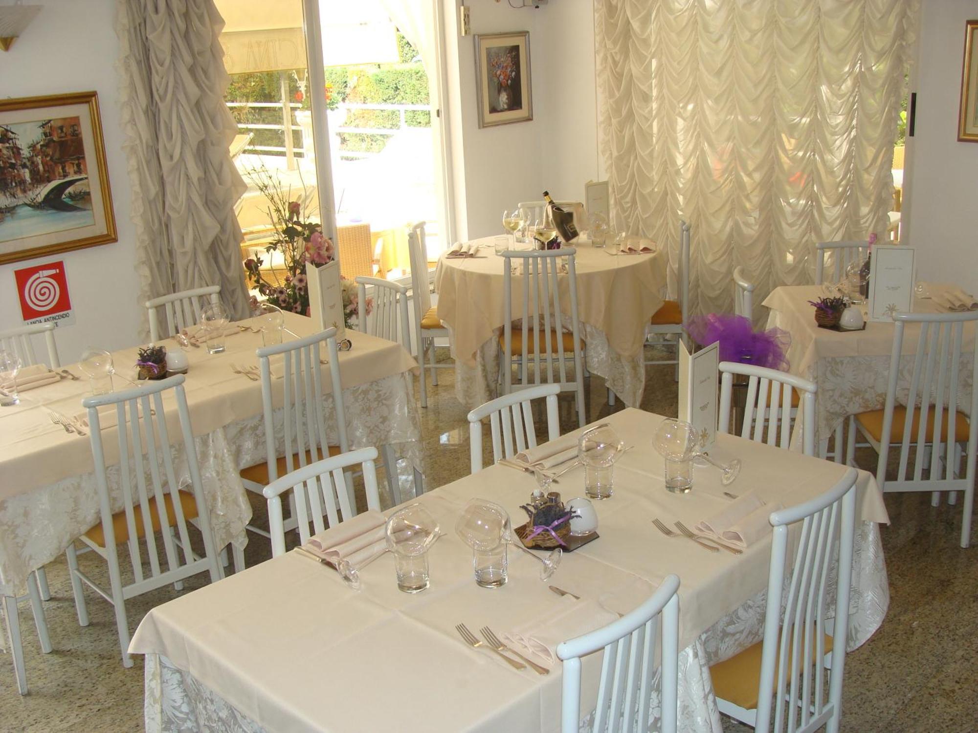 Hotel Villa Luisa لينانو سابيادورو المظهر الخارجي الصورة